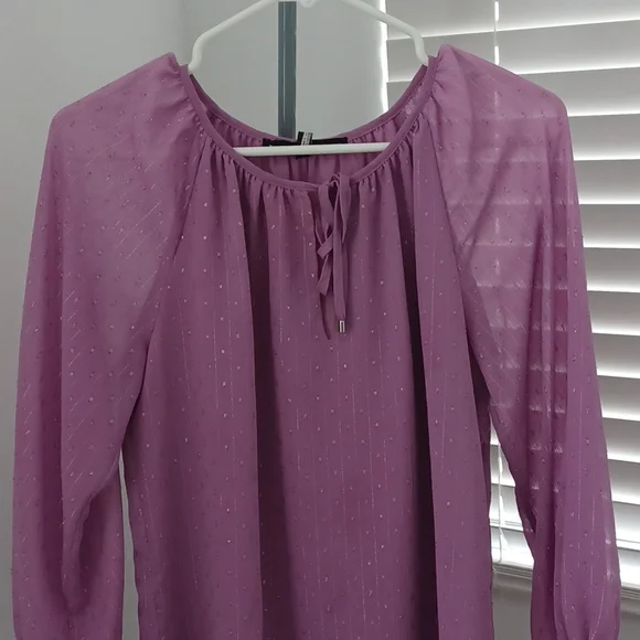 White House Black Market Blouse - Picture 11 of 13